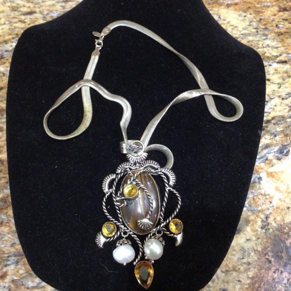 Very unique sterling, silver pendant with brown and topaz colored stones. - Picture 7 of 7